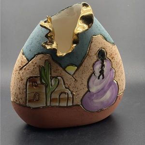 Nighoni Originals Native American Navajo Art Pottery Hummingbird Vase